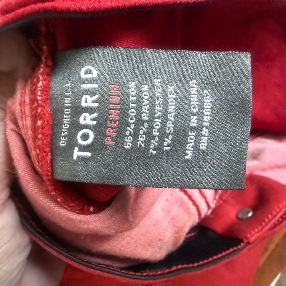 Torrid Sky High Skinny Jeans 12T Tall Red Dark Academia Premium Stretch - Picture 7 of 8